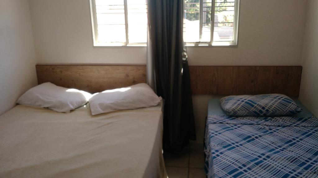 Dormitorio Canarinho Goiânia Εξωτερικό φωτογραφία